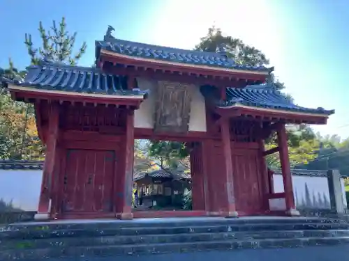 東光寺の山門・神門
