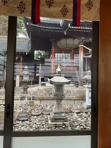 新羅神社の本殿・本堂