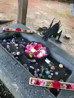 正一位 若草稲荷神社の手水舎