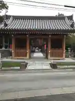 日限地蔵尊 観音院の山門・神門