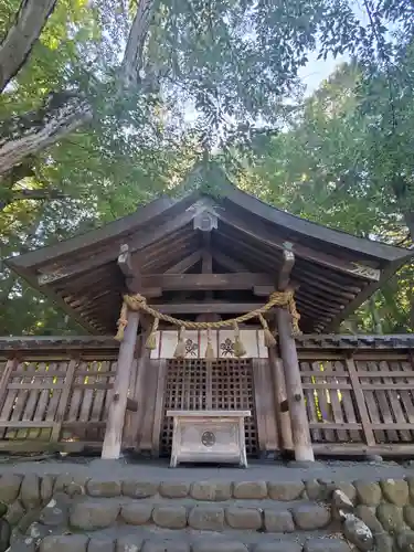 諏訪大社上社前宮の本殿・本堂