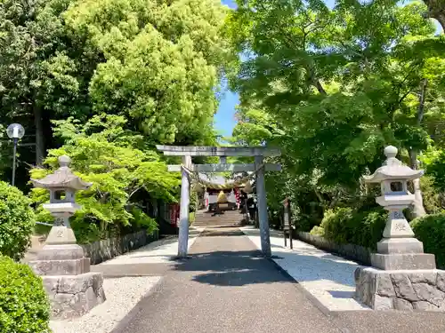 諏訪神社の鳥居