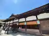 賀茂御祖神社(下鴨神社)の{uncategorized: "未分類", other: "その他", undefined: "問題あり", building: "その他建物", grave: "お墓", sacred_gate: "鳥居", guardian: "狛犬", statue: "像", buddha: "仏像", history: "歴史", nature: "自然", garden: "庭園", animal: "動物", pagoda: "塔", temizu: "手水舎", mountain_gate: "山門・神門", sanctuary: "本殿・本堂", subordinate: "末社・摂社", art: "芸術", scenery: "景色", jizo: "地蔵", ema: "絵馬", goshuin: "御朱印", omikuji: "おみくじ", items: "授与品その他", amulet: "お守り", goshuincho: "御朱印帳", eats: "食事", festival: "お祭り", votive_dance: "神楽", shichigosan: "七五三参", wedding: "結婚式", experience: "体験その他", initially: "初詣", around: "周辺", anti_infection: "感染症対策"}
