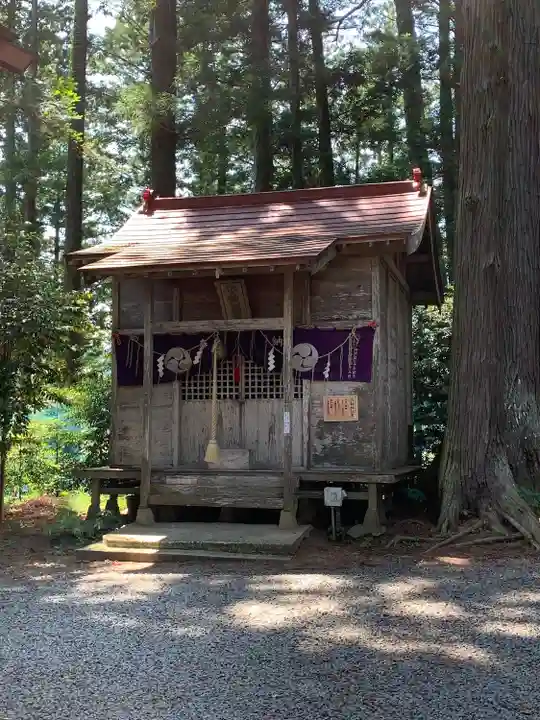 坪沼八幡神社の末社・摂社