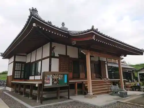 薬王院の本殿・本堂