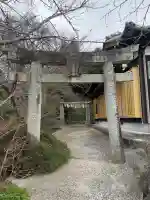 大浦神社の{uncategorized: "未分類", other: "その他", undefined: "問題あり", building: "その他建物", grave: "お墓", sacred_gate: "鳥居", guardian: "狛犬", statue: "像", buddha: "仏像", history: "歴史", nature: "自然", garden: "庭園", animal: "動物", pagoda: "塔", temizu: "手水舎", mountain_gate: "山門・神門", sanctuary: "本殿・本堂", subordinate: "末社・摂社", art: "芸術", scenery: "景色", jizo: "地蔵", ema: "絵馬", goshuin: "御朱印", omikuji: "おみくじ", items: "授与品その他", amulet: "お守り", goshuincho: "御朱印帳", eats: "食事", festival: "お祭り", votive_dance: "神楽", shichigosan: "七五三参", wedding: "結婚式", experience: "体験その他", initially: "初詣", around: "周辺", anti_infection: "感染症対策"}