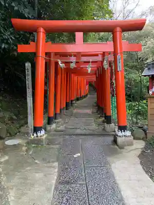 佐助稲荷神社の鳥居