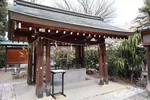 辛國神社の手水