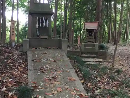 長幡部神社の末社