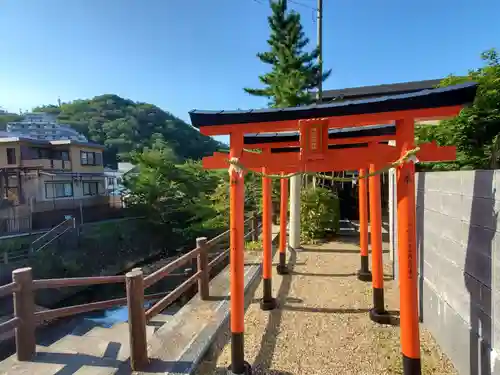 増富稲荷神社の鳥居