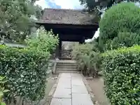 極楽寺(霊鷲山感應院極楽律寺)の山門・神門