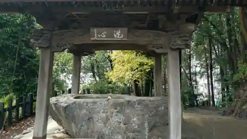住吉神社の{uncategorized: "未分類", other: "その他", undefined: "問題あり", building: "その他建物", grave: "お墓", sacred_gate: "鳥居", guardian: "狛犬", statue: "像", buddha: "仏像", history: "歴史", nature: "自然", garden: "庭園", animal: "動物", pagoda: "塔", temizu: "手水舎", mountain_gate: "山門・神門", sanctuary: "本殿・本堂", subordinate: "末社・摂社", art: "芸術", scenery: "景色", jizo: "地蔵", ema: "絵馬", goshuin: "御朱印", omikuji: "おみくじ", items: "授与品その他", amulet: "お守り", goshuincho: "御朱印帳", eats: "食事", festival: "お祭り", votive_dance: "神楽", shichigosan: "七五三参", wedding: "結婚式", experience: "体験その他", initially: "初詣", around: "周辺", anti_infection: "感染症対策"}