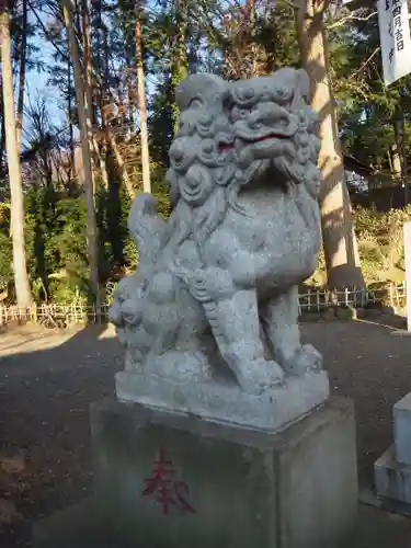 弥生神社の狛犬
