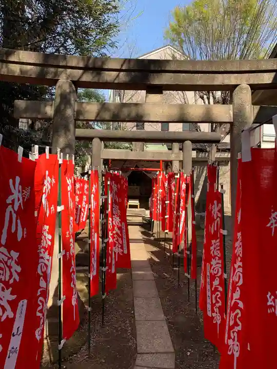 上目黒氷川神社の鳥居