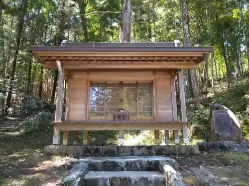 上一宮大粟神社の末社・摂社