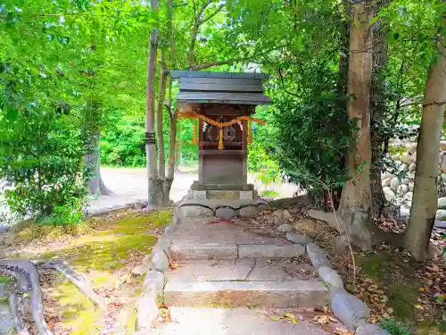 神明社（梅須賀）の末社