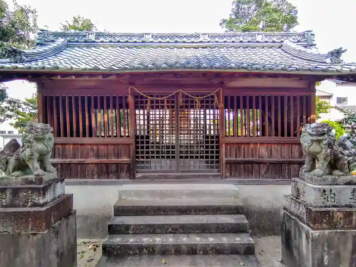 春日神社(百島町)の本殿・本堂