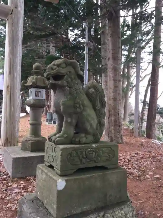 大鳥神社の狛犬