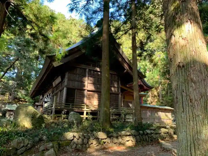 河口浅間神社の本殿・本堂