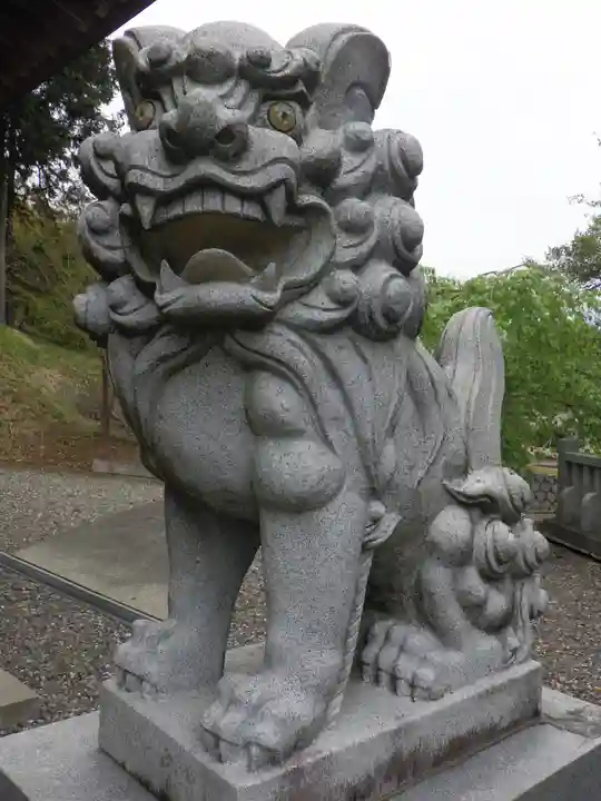 熊野神社の狛犬