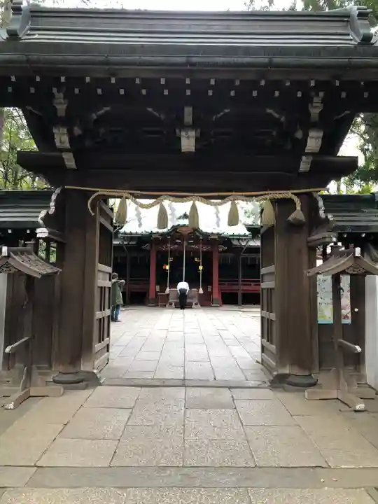 赤坂氷川神社の山門・神門
