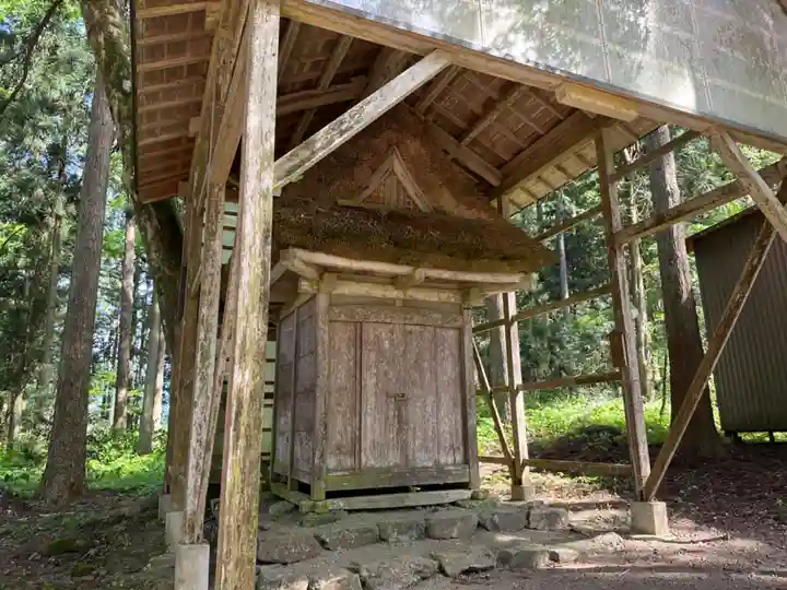 八幡神社(樺八幡神社)の末社・摂社
