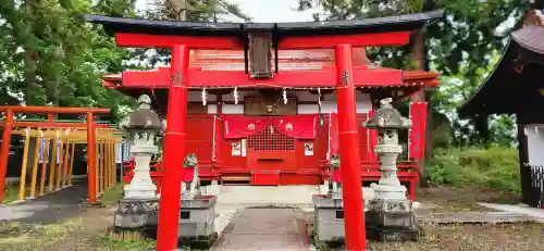 福徳稲荷神社の鳥居