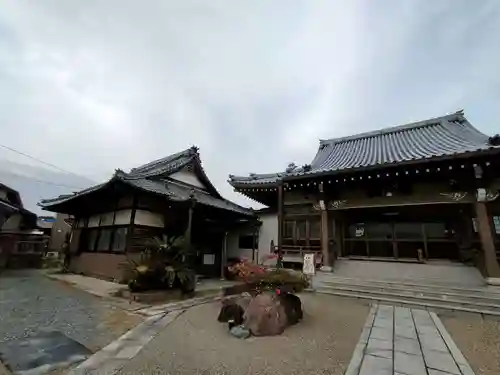 雲居寺の本殿・本堂