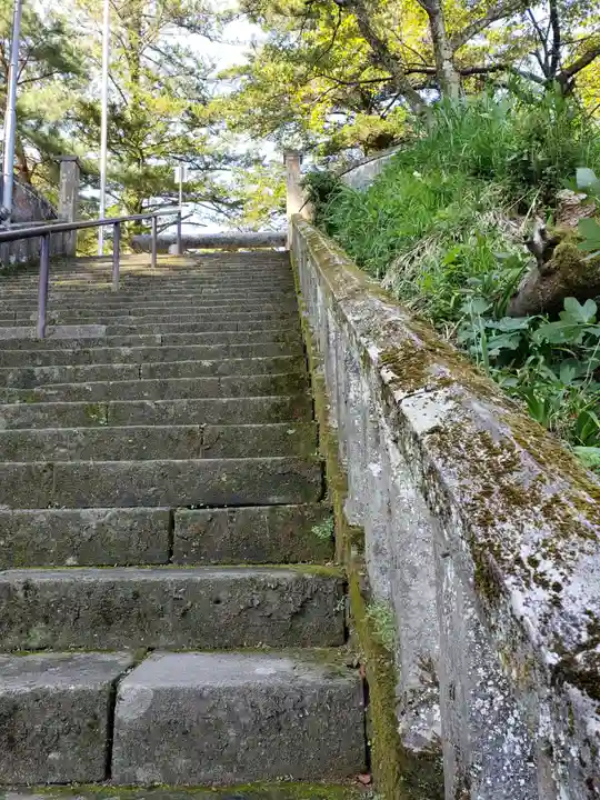 春日山神社のその他建物