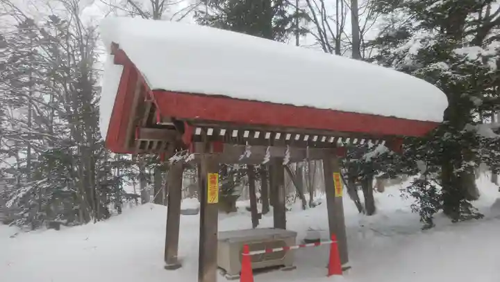 興部神社の手水舎