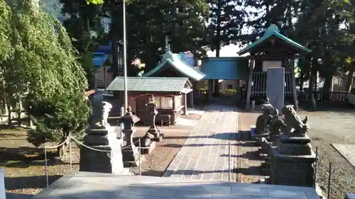 大日靈貴神社の建物その他