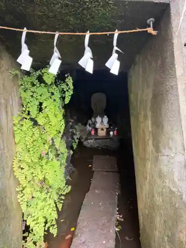 大綱金刀比羅神社の{uncategorized: "未分類", other: "その他", undefined: "問題あり", building: "その他建物", grave: "お墓", sacred_gate: "鳥居", guardian: "狛犬", statue: "像", buddha: "仏像", history: "歴史", nature: "自然", garden: "庭園", animal: "動物", pagoda: "塔", temizu: "手水舎", mountain_gate: "山門・神門", sanctuary: "本殿・本堂", subordinate: "末社・摂社", art: "芸術", scenery: "景色", jizo: "地蔵", ema: "絵馬", goshuin: "御朱印", omikuji: "おみくじ", items: "授与品その他", amulet: "お守り", goshuincho: "御朱印帳", eats: "食事", festival: "お祭り", votive_dance: "神楽", shichigosan: "七五三参", wedding: "結婚式", experience: "体験その他", initially: "初詣", around: "周辺", anti_infection: "感染症対策"}