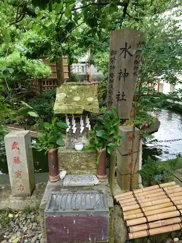 相模国総社六所神社の末社・摂社