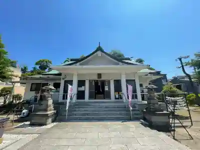 糸縄神社の{uncategorized: "未分類", other: "その他", undefined: "問題あり", building: "その他建物", grave: "お墓", sacred_gate: "鳥居", guardian: "狛犬", statue: "像", buddha: "仏像", history: "歴史", nature: "自然", garden: "庭園", animal: "動物", pagoda: "塔", temizu: "手水舎", mountain_gate: "山門・神門", sanctuary: "本殿・本堂", subordinate: "末社・摂社", art: "芸術", scenery: "景色", jizo: "地蔵", ema: "絵馬", goshuin: "御朱印", omikuji: "おみくじ", items: "授与品その他", amulet: "お守り", goshuincho: "御朱印帳", eats: "食事", festival: "お祭り", votive_dance: "神楽", shichigosan: "七五三参", wedding: "結婚式", experience: "体験その他", initially: "初詣", around: "周辺", anti_infection: "感染症対策"}