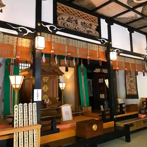 御岩神社の本殿・本堂