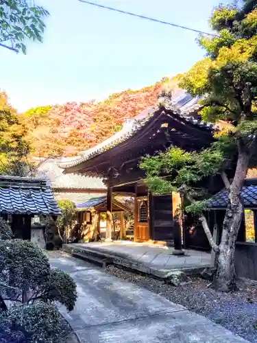 性海寺の山門・神門