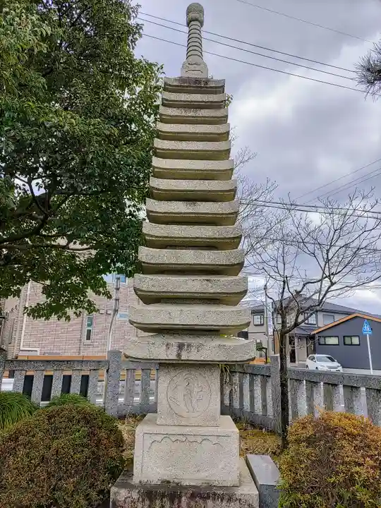 青塚社(北方町)の塔