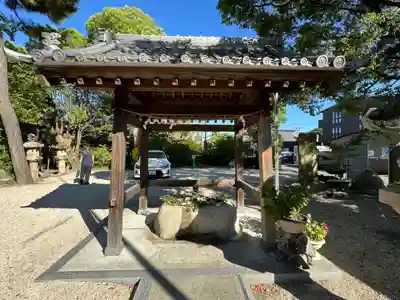 神館神社の手水舎