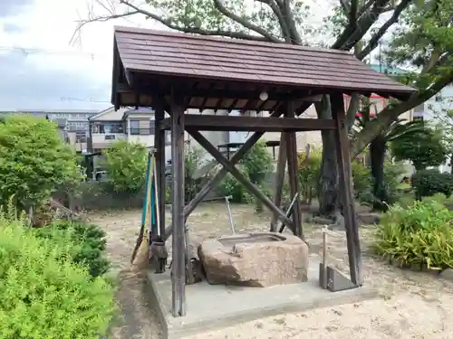 東鳴尾皇太神社の手水舎