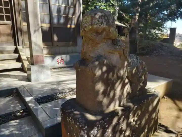 鳥見神社の狛犬