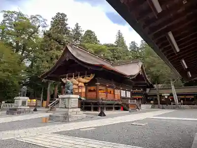 諏訪大社下社秋宮(長野県)