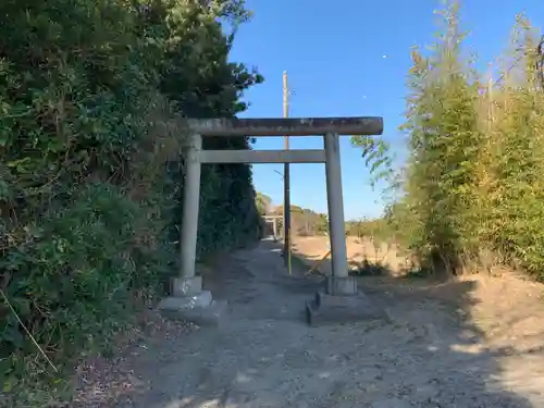 磯部大明神の鳥居