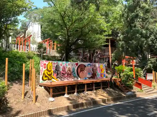 中司孫太郎稲荷神社の建物その他