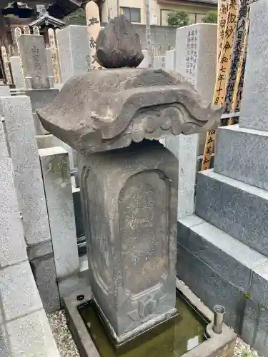 長久寺の{uncategorized: "未分類", other: "その他", undefined: "問題あり", building: "その他建物", grave: "お墓", sacred_gate: "鳥居", guardian: "狛犬", statue: "像", buddha: "仏像", history: "歴史", nature: "自然", garden: "庭園", animal: "動物", pagoda: "塔", temizu: "手水舎", mountain_gate: "山門・神門", sanctuary: "本殿・本堂", subordinate: "末社・摂社", art: "芸術", scenery: "景色", jizo: "地蔵", ema: "絵馬", goshuin: "御朱印", omikuji: "おみくじ", items: "授与品その他", amulet: "お守り", goshuincho: "御朱印帳", eats: "食事", festival: "お祭り", votive_dance: "神楽", shichigosan: "七五三参", wedding: "結婚式", experience: "体験その他", initially: "初詣", around: "周辺", anti_infection: "感染症対策"}