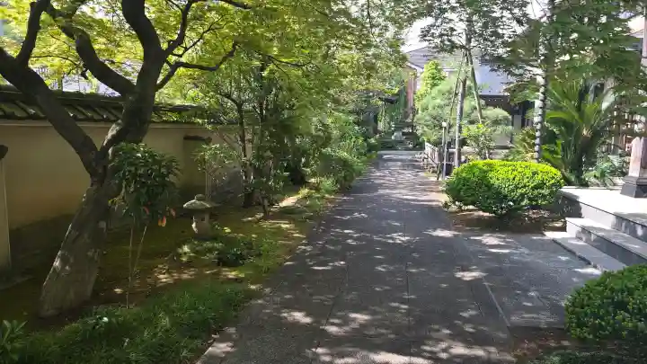 東福寺の{uncategorized: "未分類", other: "その他", undefined: "問題あり", building: "その他建物", grave: "お墓", sacred_gate: "鳥居", guardian: "狛犬", statue: "像", buddha: "仏像", history: "歴史", nature: "自然", garden: "庭園", animal: "動物", pagoda: "塔", temizu: "手水舎", mountain_gate: "山門・神門", sanctuary: "本殿・本堂", subordinate: "末社・摂社", art: "芸術", scenery: "景色", jizo: "地蔵", ema: "絵馬", goshuin: "御朱印", omikuji: "おみくじ", items: "授与品その他", amulet: "お守り", goshuincho: "御朱印帳", eats: "食事", festival: "お祭り", votive_dance: "神楽", shichigosan: "七五三参", wedding: "結婚式", experience: "体験その他", initially: "初詣", around: "周辺", anti_infection: "感染症対策"}
