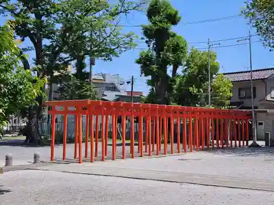 箭弓稲荷神社の鳥居