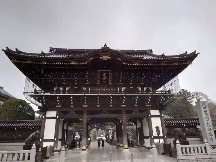 成田山新勝寺の山門・神門