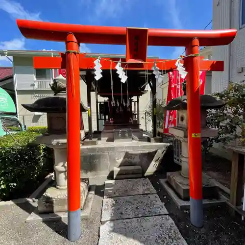 穏田神社の末社・摂社