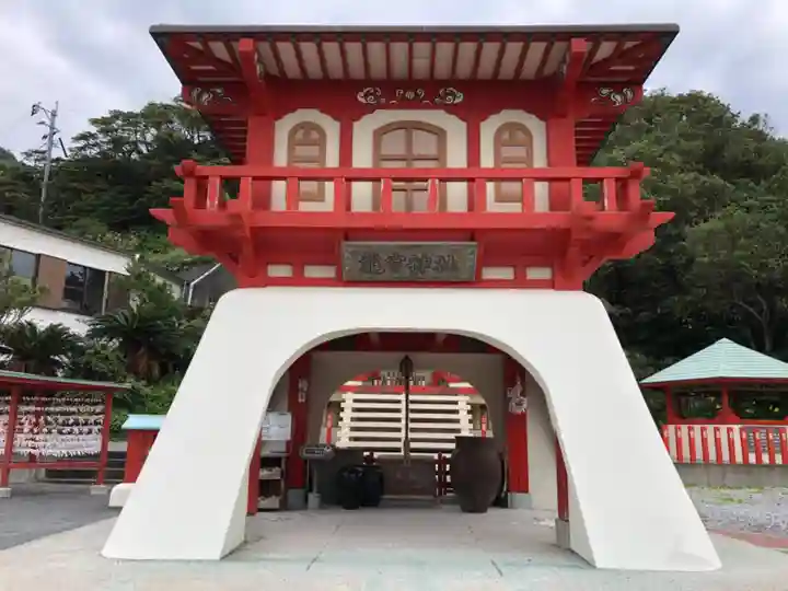 龍宮神社の山門・神門