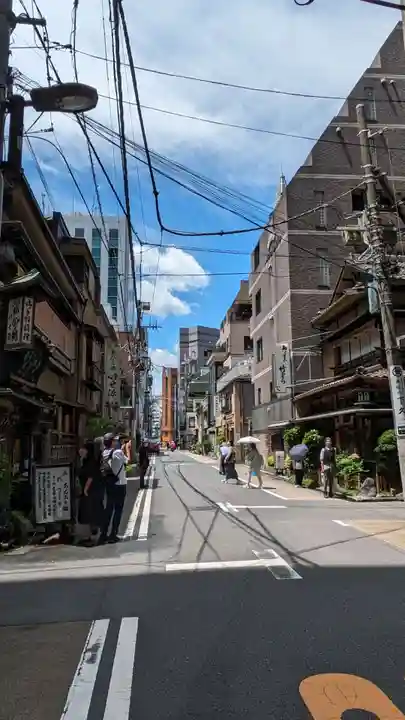 出世稲荷神社(柳森神社境外摂社)(東京都)